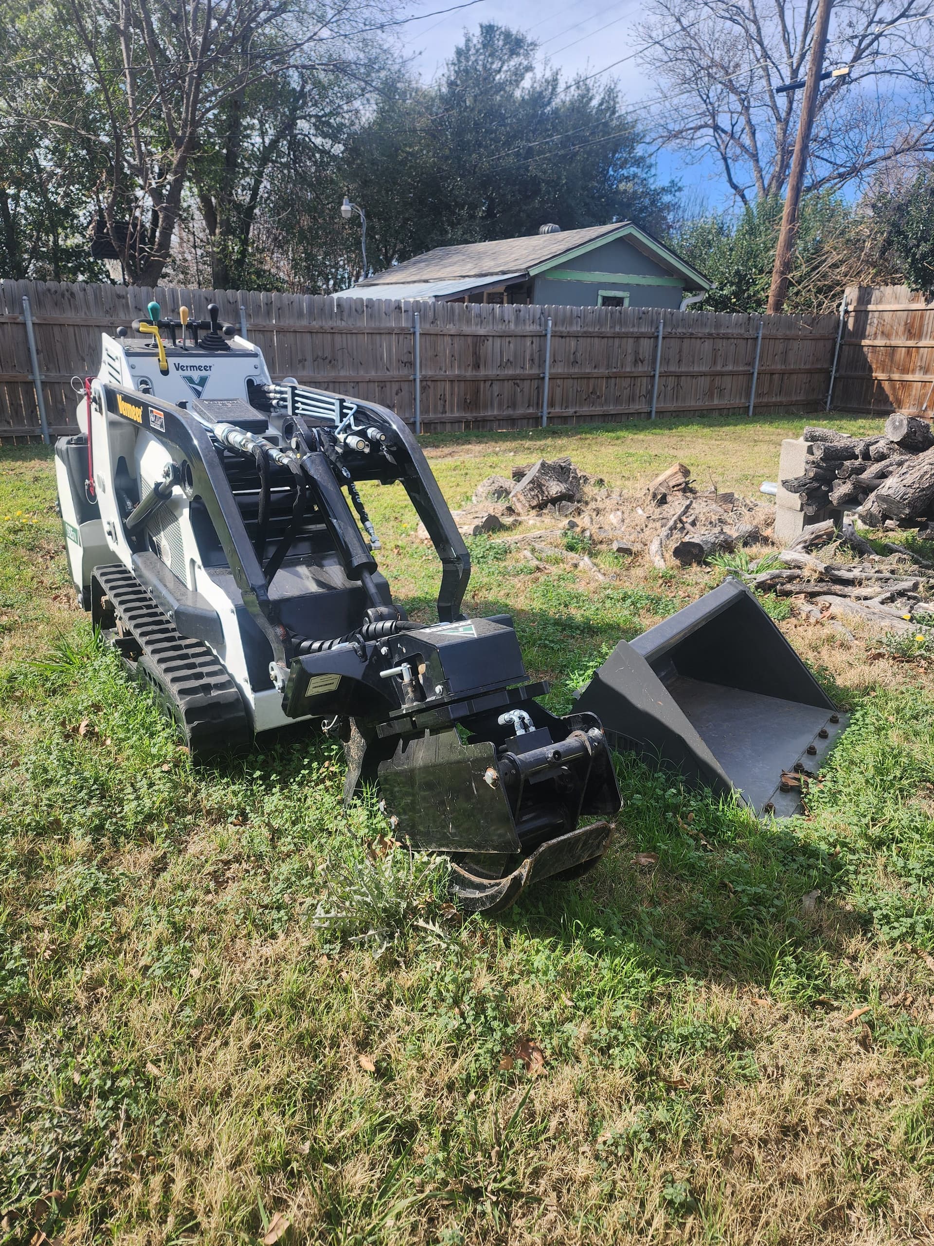 Efficient Stump and Tree Removal in Irving TX image